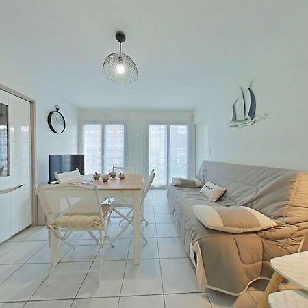 Appartement 2 Pieces Avec Parking Prive, Proche Plage Et Commerces, Saint-Gilles-Croix-De-Vie - Fr-1-224-783 Exteriör bild